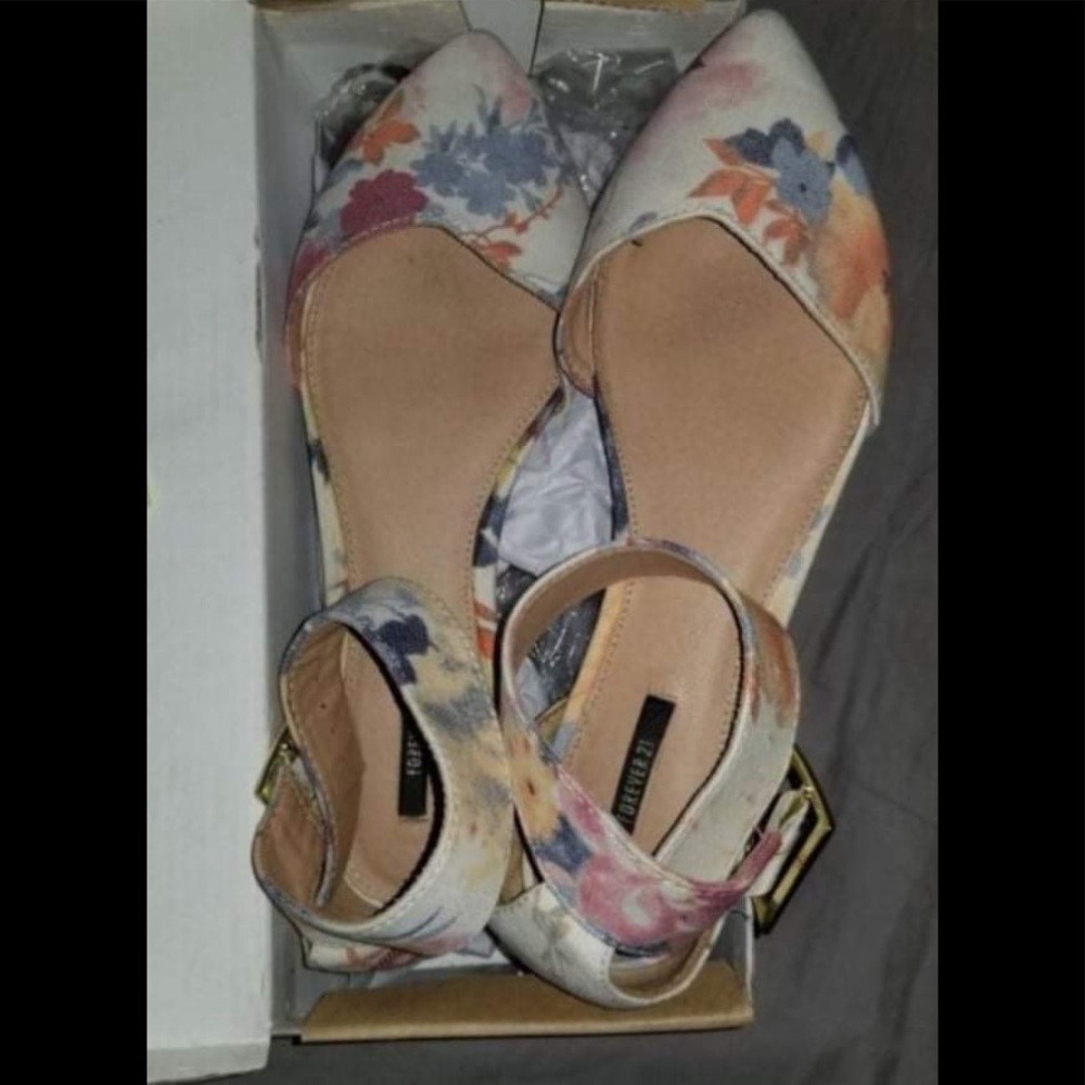 Floral flats